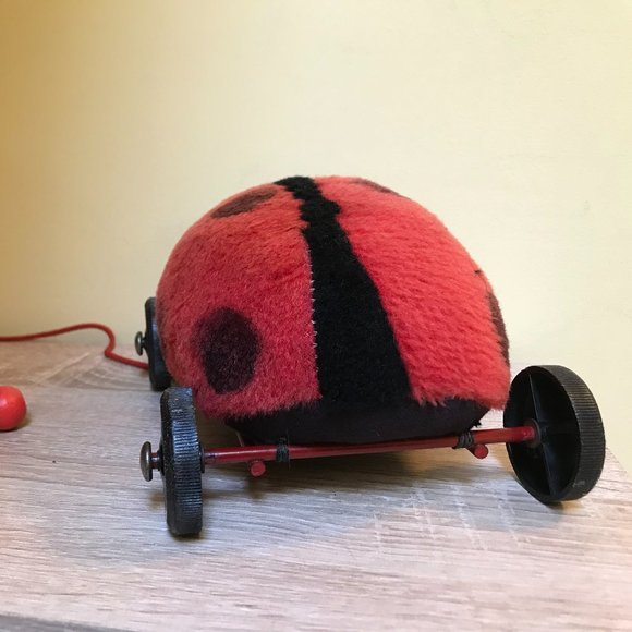 VINTAGE MERRYTHOUGHT BRAND LADYBUG LADY BIRD ON WHEELS PULL TOY - Picture 4 of 6
